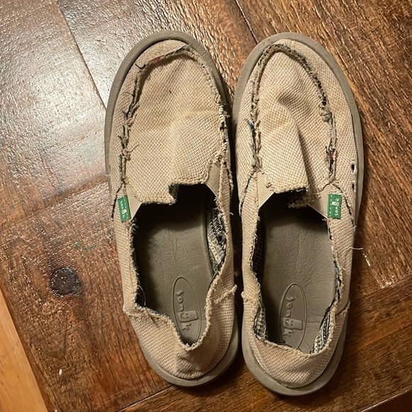 Sanuk women shoes - Picture 1 of 3